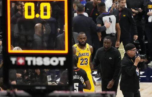 詹姆斯近期爆料新闻视频,揭秘背后真相与惊人内幕  第3张